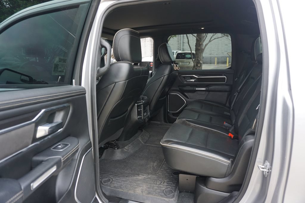 Used 2022 RAM 1500 Laramie AWD/4WD image 16