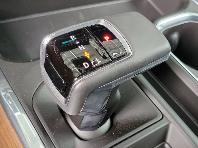 New 2026 Chevrolet Silverado 1500 High Country w/ Technology Package AWD/4WD image 15
