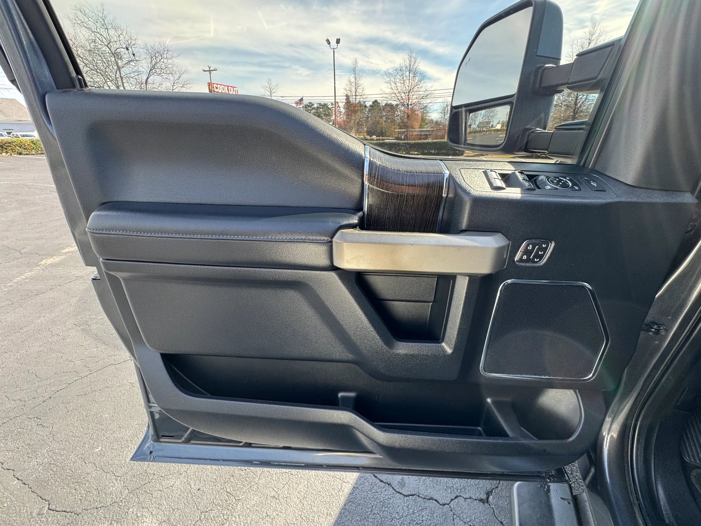 Used 2020 Ford F250 Lariat AWD/4WD image 16
