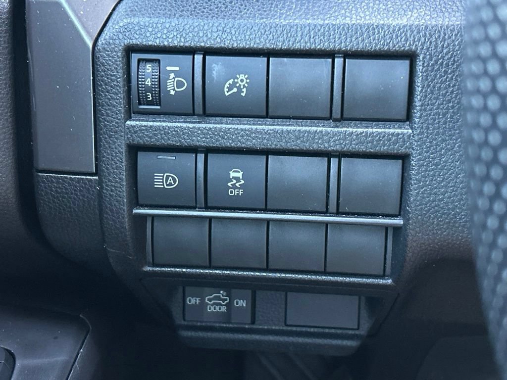 Used 2025 Toyota Tacoma SR5 RWD image 29