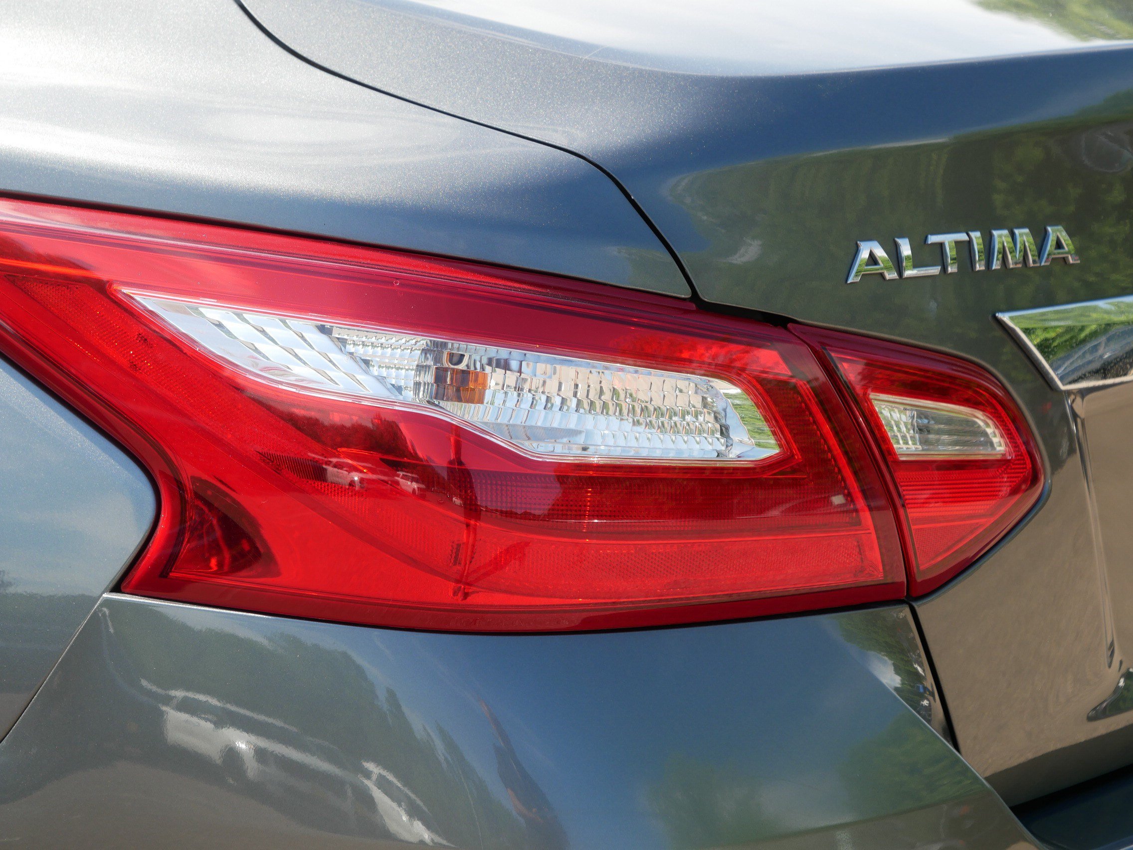 Certified 2017 Nissan Altima 2.5 SV FWD image 17