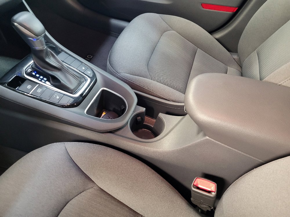 Used 2021 Hyundai Ioniq SE FWD image 26