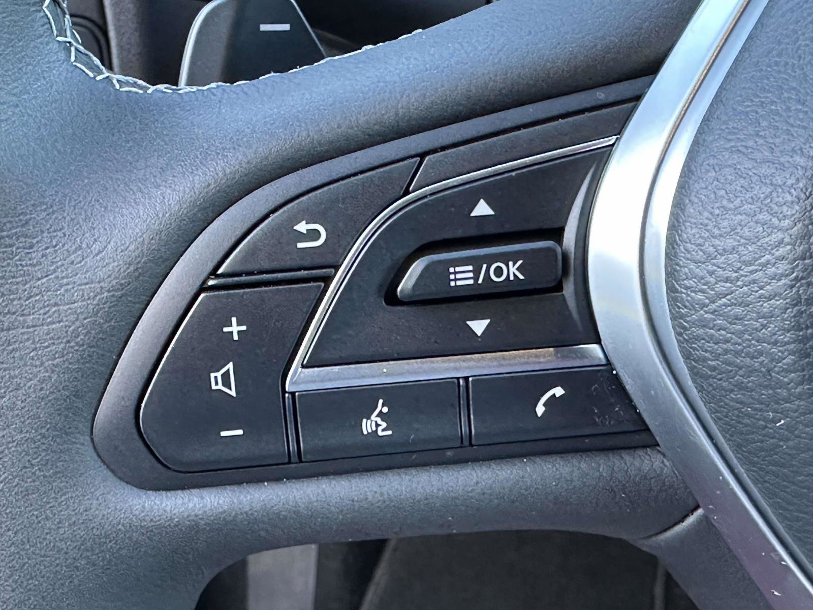 Used 2025 INFINITI QX50 Sport image 21