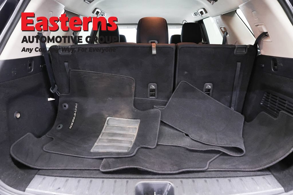 Used 2022 Nissan Pathfinder SV FWD image 9