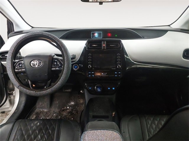 Used 2021 Toyota Prius LE image 10