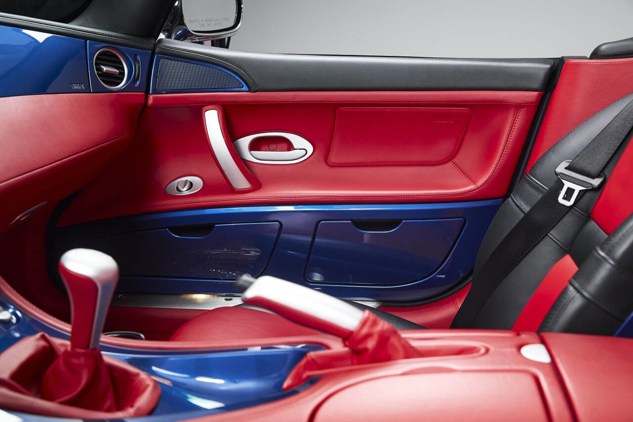 Used 2002 BMW Z8 image 64