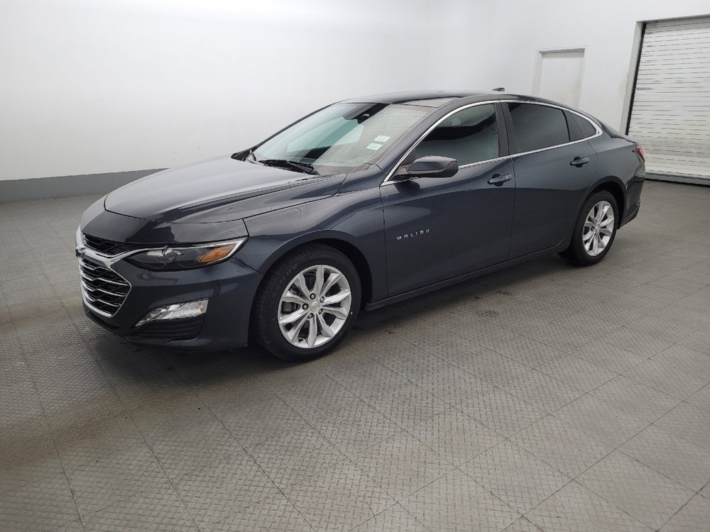 Used 2021 Chevrolet Malibu LT image 2