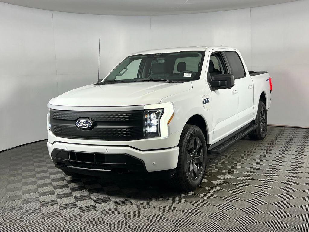 Used 2024 Ford F150 Lightning Flash w/ Max Trailer Tow Package AWD/4WD image 3