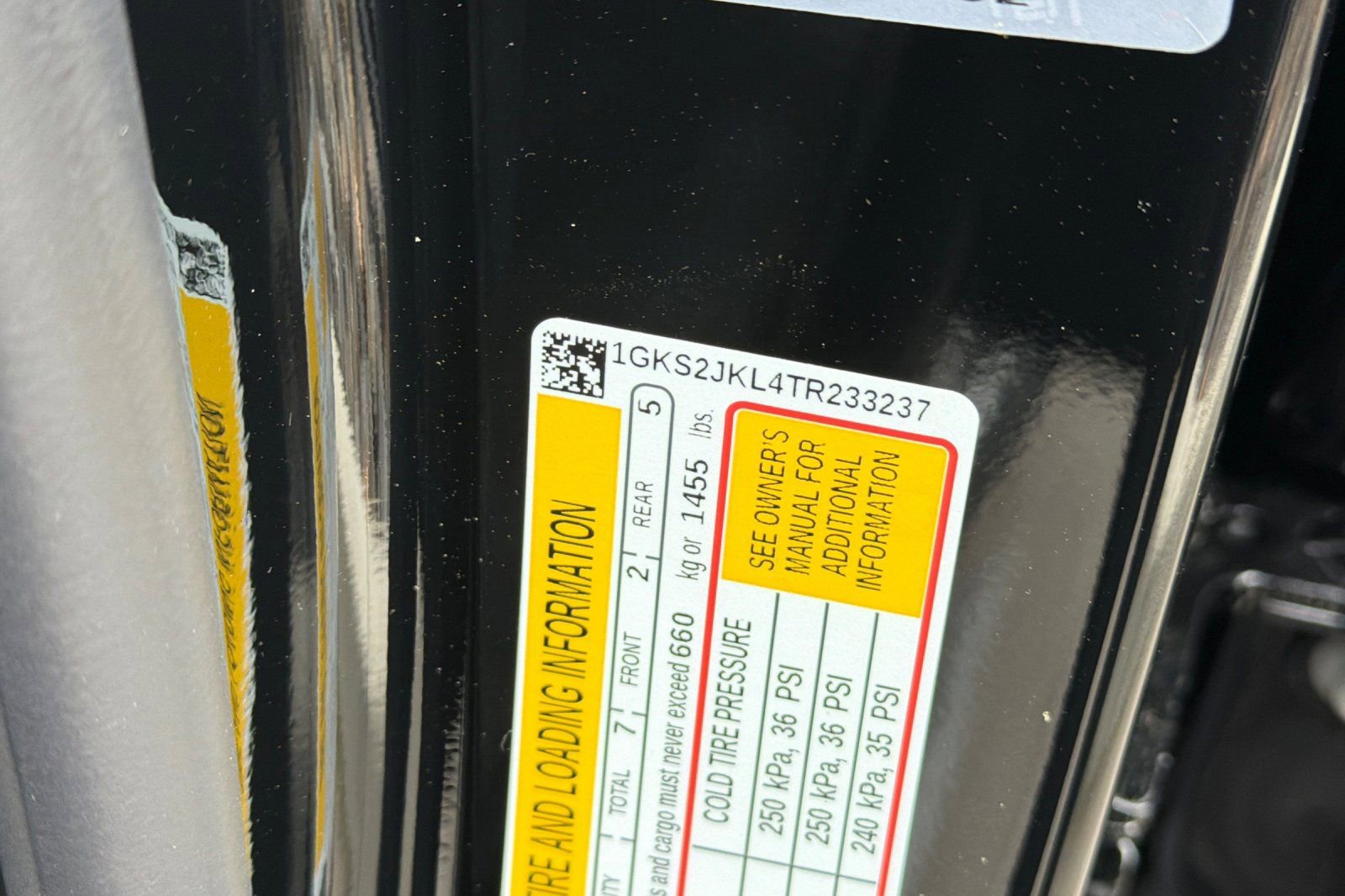 New 2026 GMC Yukon XL Denali w/ Sun & Power Step Package image 34