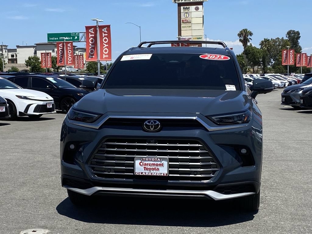 Certified 2025 Toyota Grand Highlander AWD Hybrid image 46
