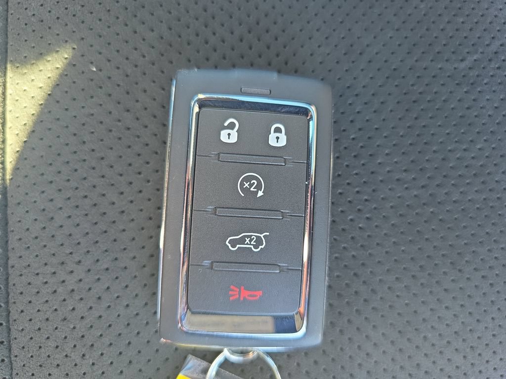 New 2026 Jeep Grand Cherokee L 4WD image 38