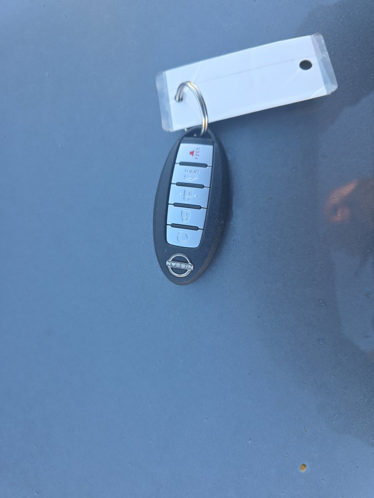 Used 2025 Nissan Altima 2.5 SV FWD image 25