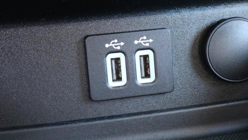 Used 2020 Ford Fusion SE w/ Fleet SE Value Package FWD image 21