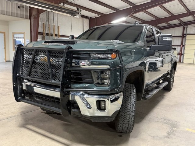 Used 2025 Chevrolet Silverado 2500 LT w/ Convenience Package image 3