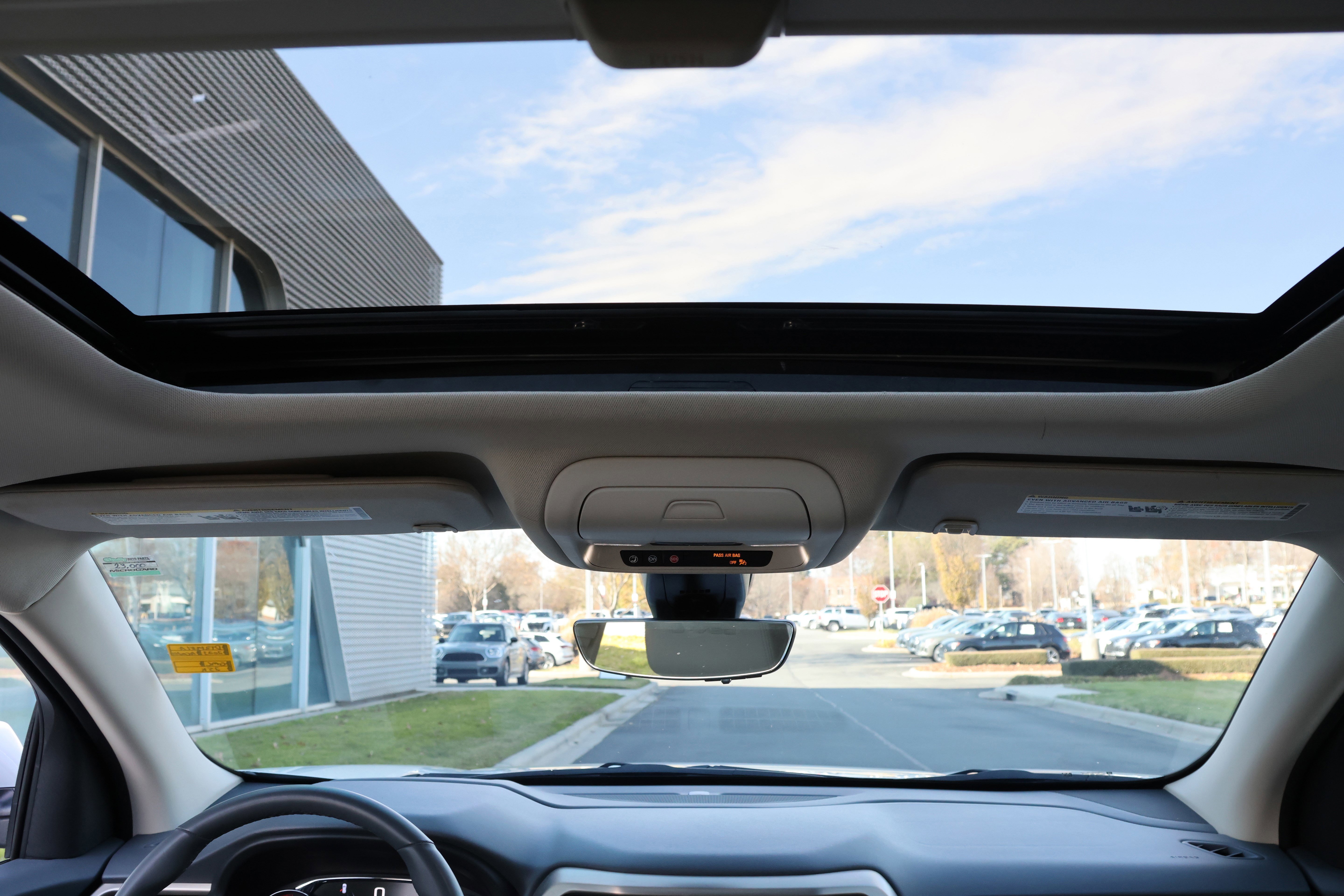 Used 2023 GMC Acadia Denali w/ Denali Ultimate Package image 33