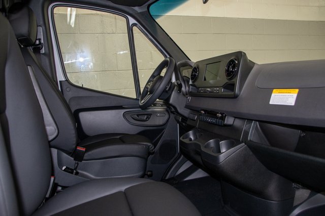Used 2024 Mercedes-Benz Sprinter 144 Cargo image 5