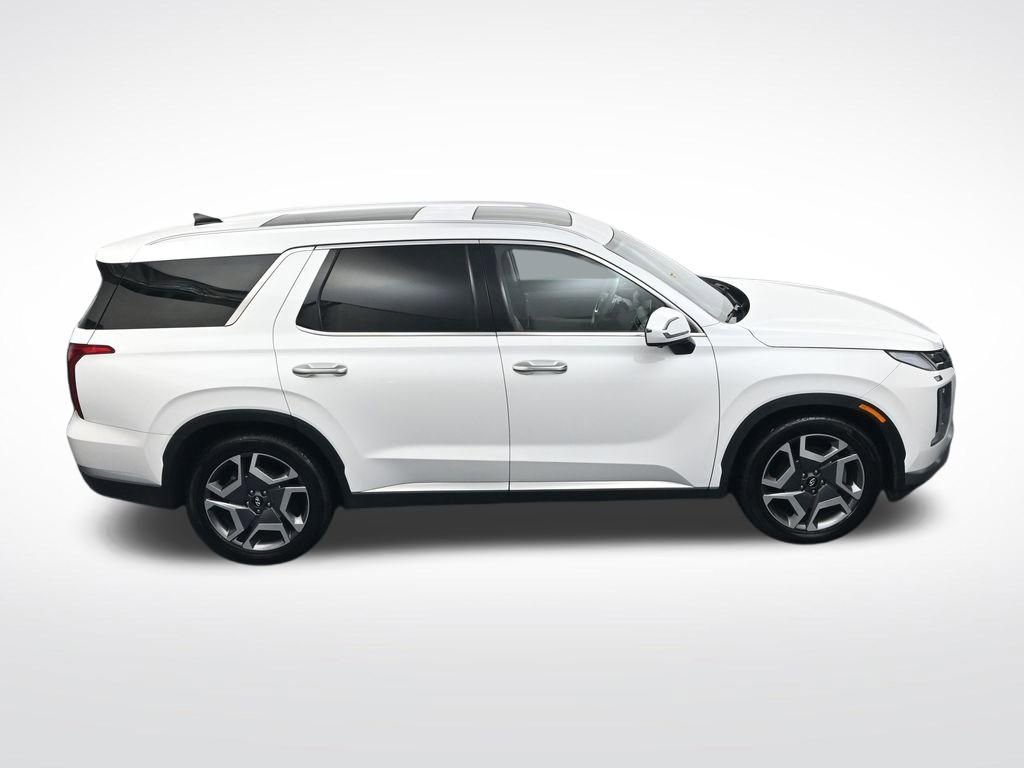 Used 2024 Hyundai Palisade Limited FWD image 25