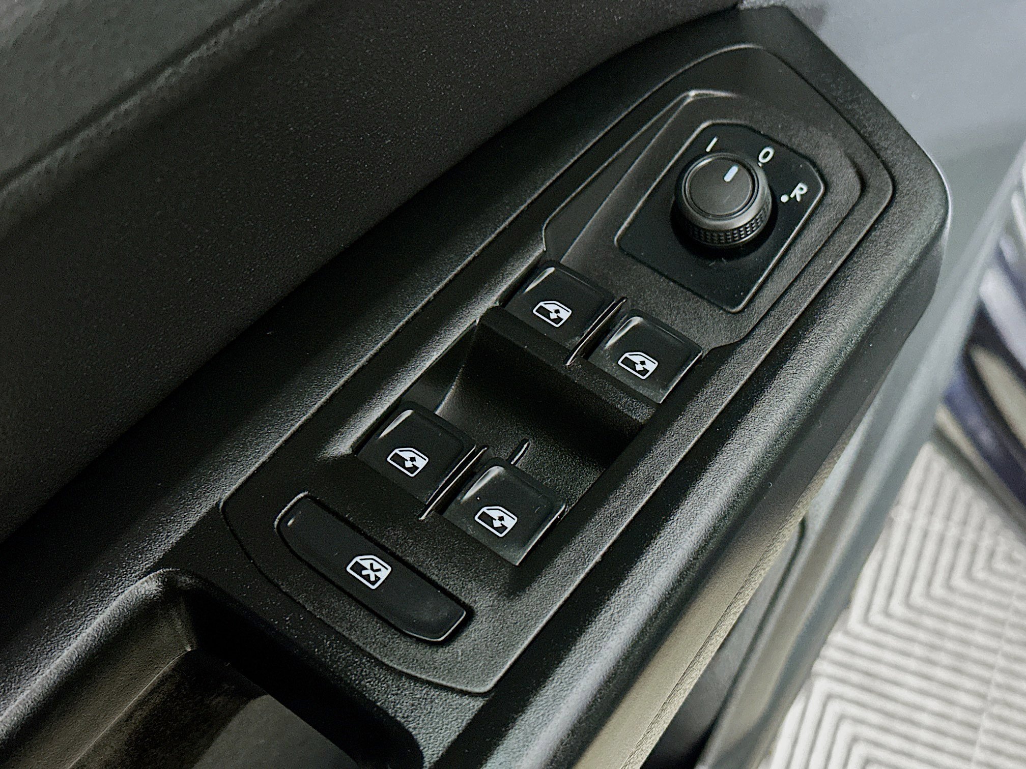 Used 2021 Volkswagen Atlas SE w/ Panoramic Sunroof Package image 17