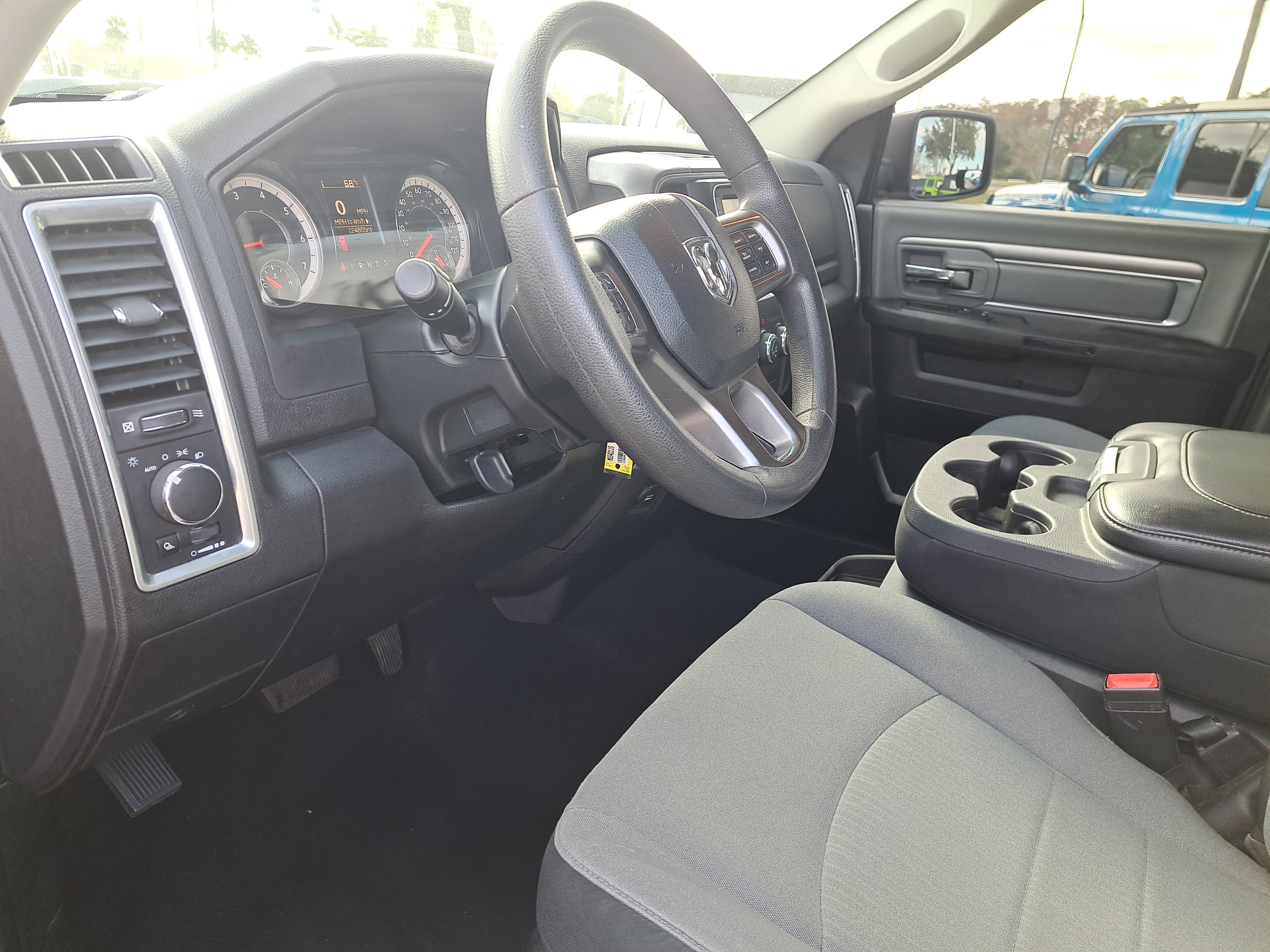 Used 2021 RAM 1500 Classic SLT image 15