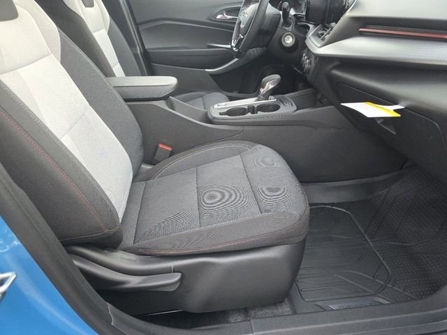 New 2026 Chevrolet Trax RS w/ Driver Confidence Package FWD image 21
