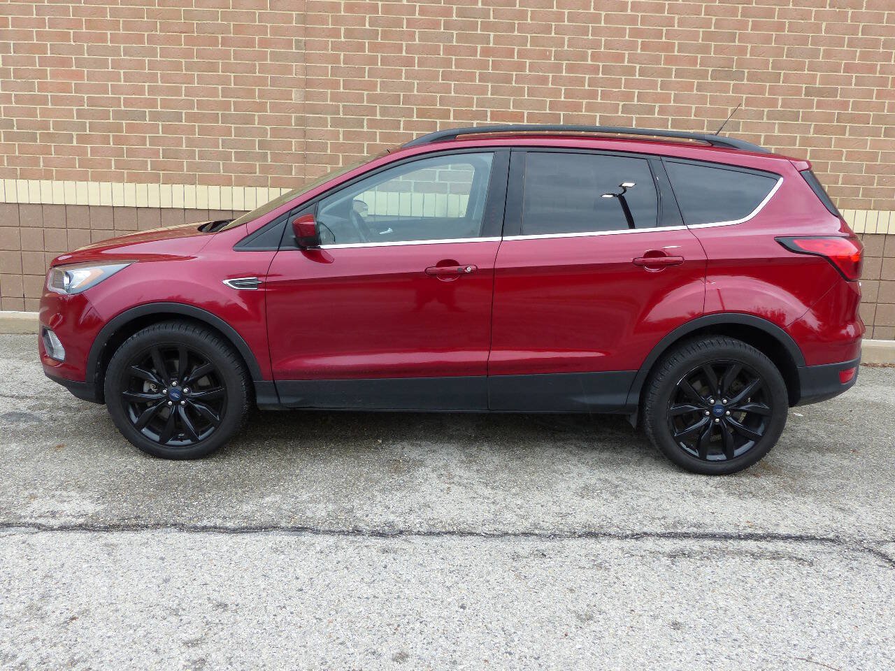 Used 2019 Ford Escape SEL AWD/4WD image 7