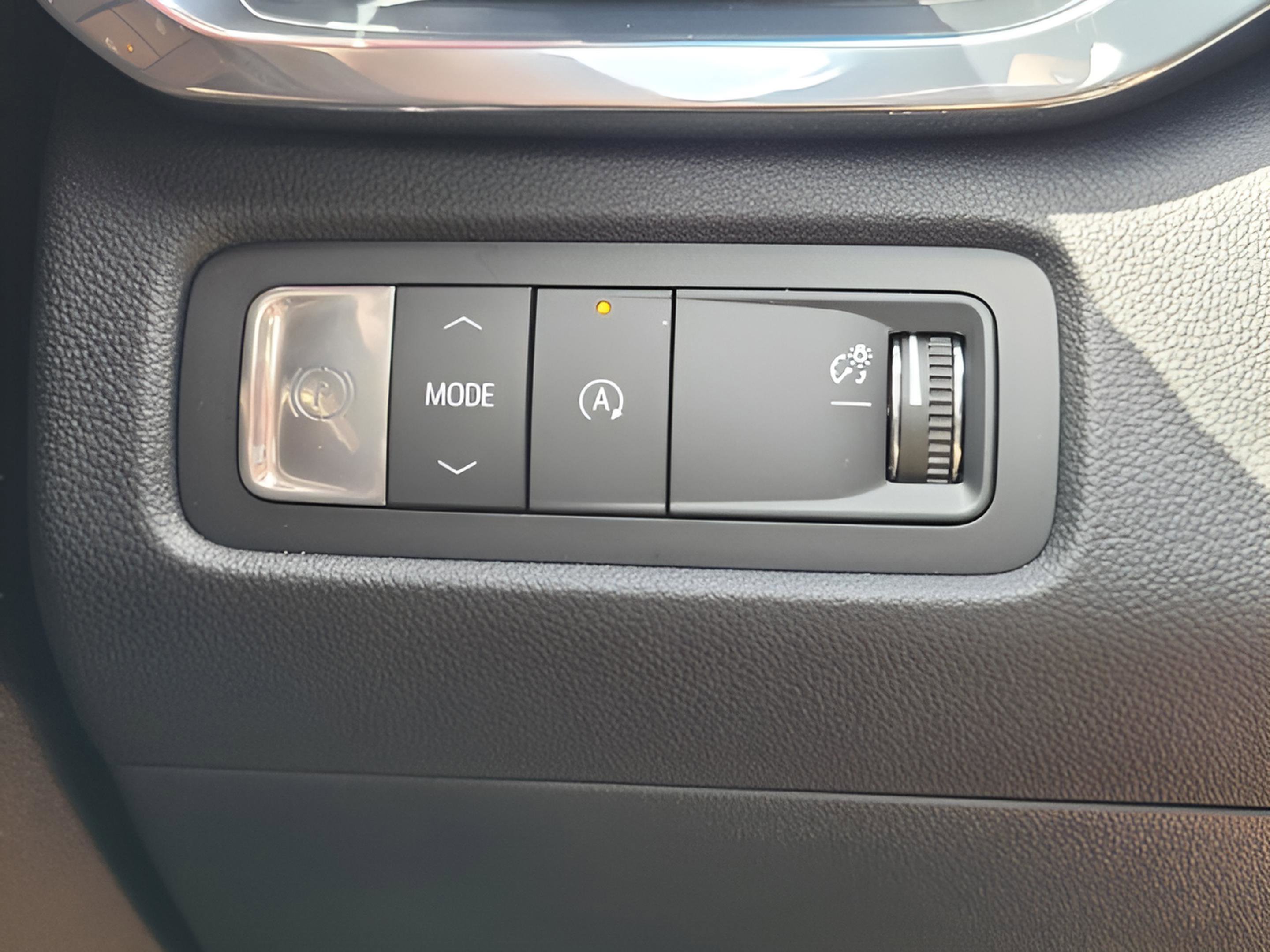 New 2026 GMC Acadia Elevation w/ Black Edition FWD image 30