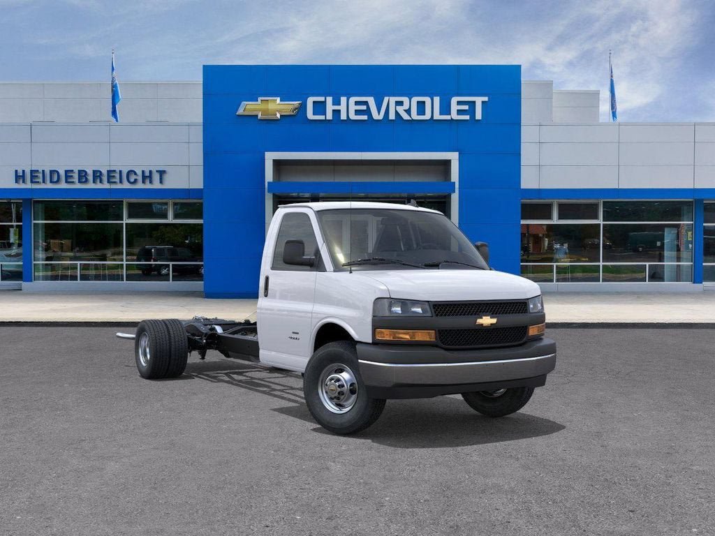 New 2025 Chevrolet Express 3500 w/ Power Convenience Package