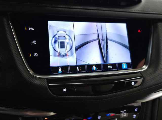 Certified 2023 Cadillac XT5 Sportv w/ Technology Package AWD/4WD image 36