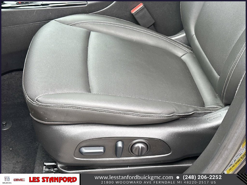 Used 2024 Buick Encore GX Sport Touring w/ Experience Buick Package FWD image 18