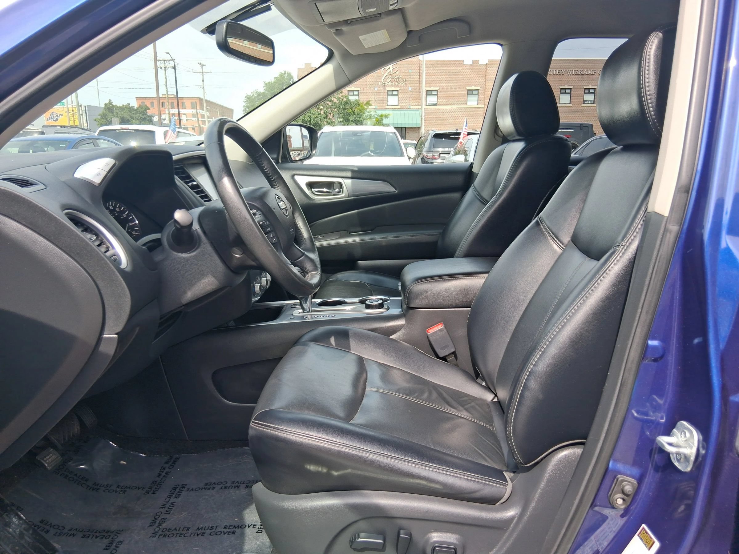 Used 2018 Nissan Pathfinder SL w/ Cargo Package AWD/4WD image 12