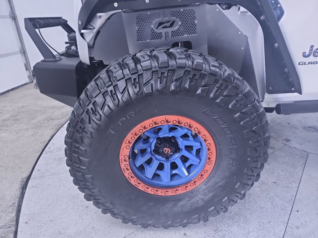 Used 2020 Jeep Gladiator Rubicon AWD/4WD image 10