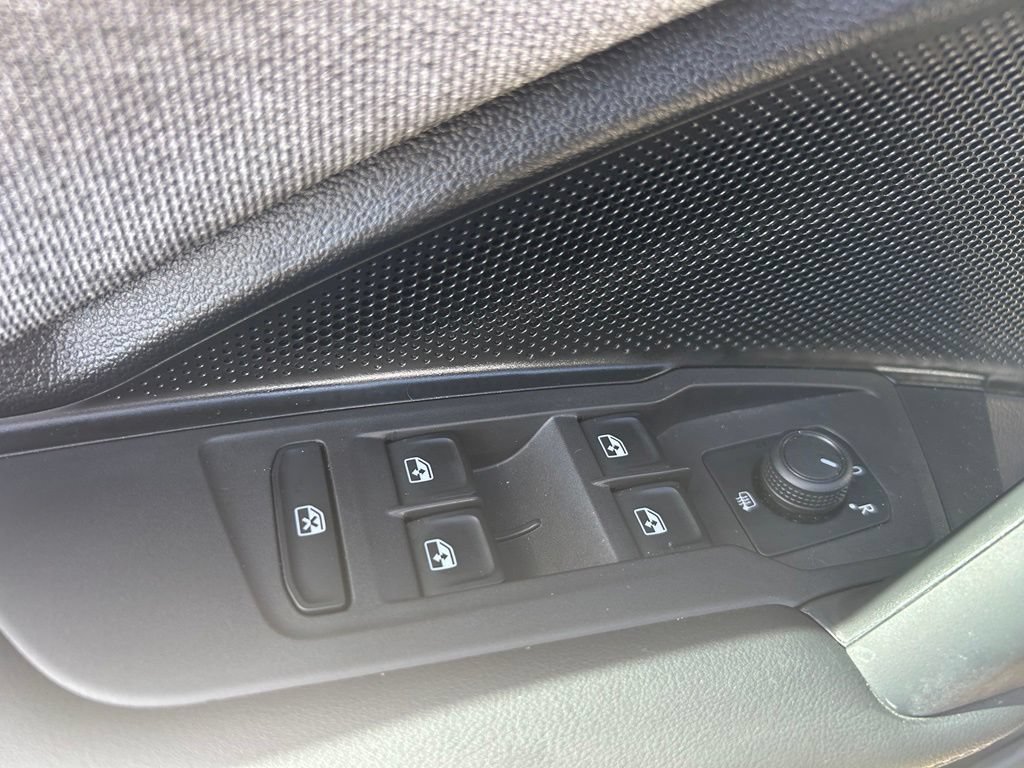 Certified 2026 Volkswagen Tiguan S FWD image 44