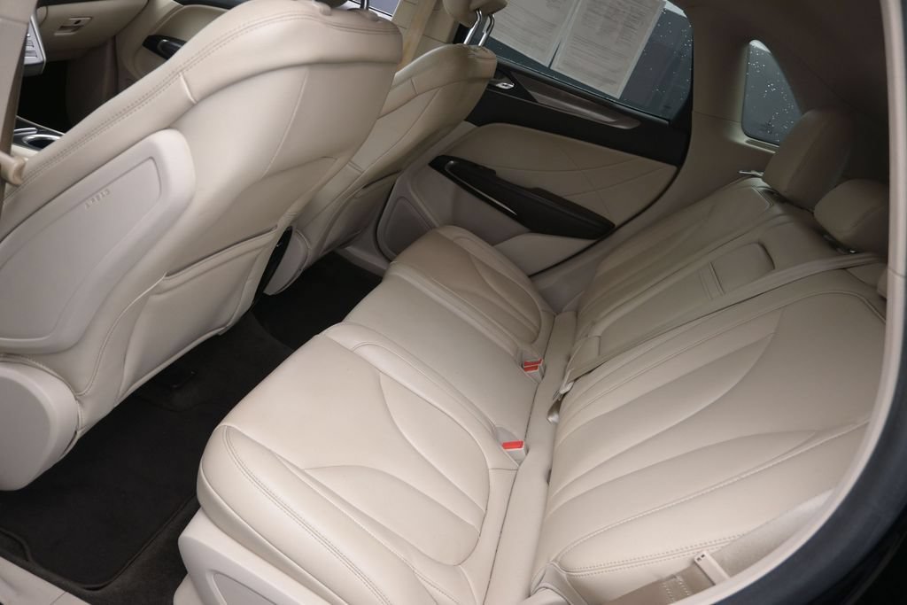 Used 2018 Lincoln MKC Premiere FWD image 18