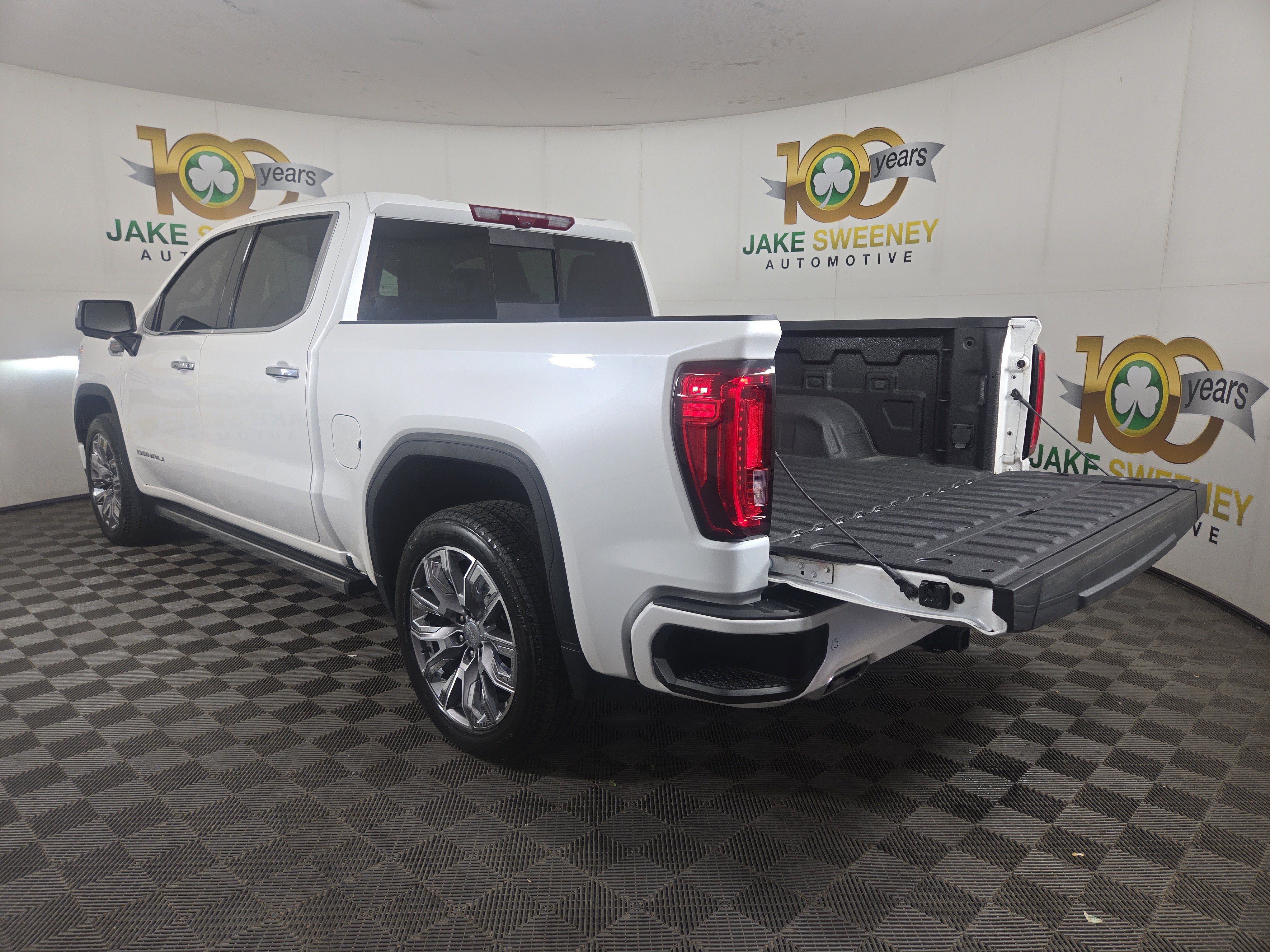 Certified 2024 GMC Sierra 1500 Denali w/ Denali Reserve Package image 32