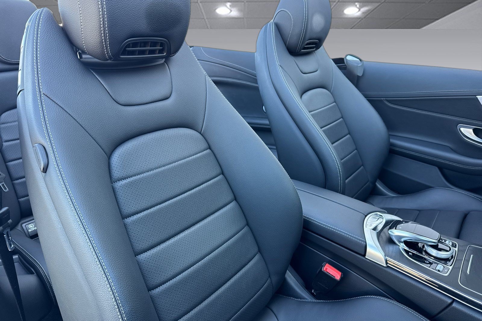 Used 2020 Mercedes-Benz C 300 Cabriolet image 32