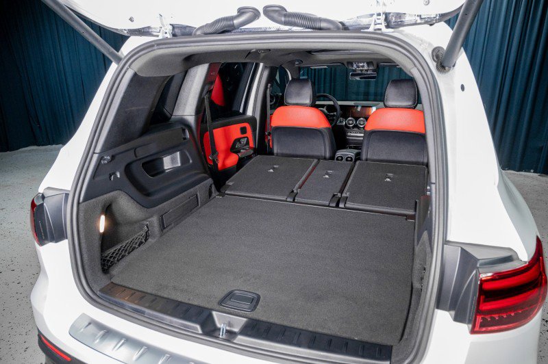 Certified 2026 Mercedes-Benz GLB 35 AMG 4MATIC image 8