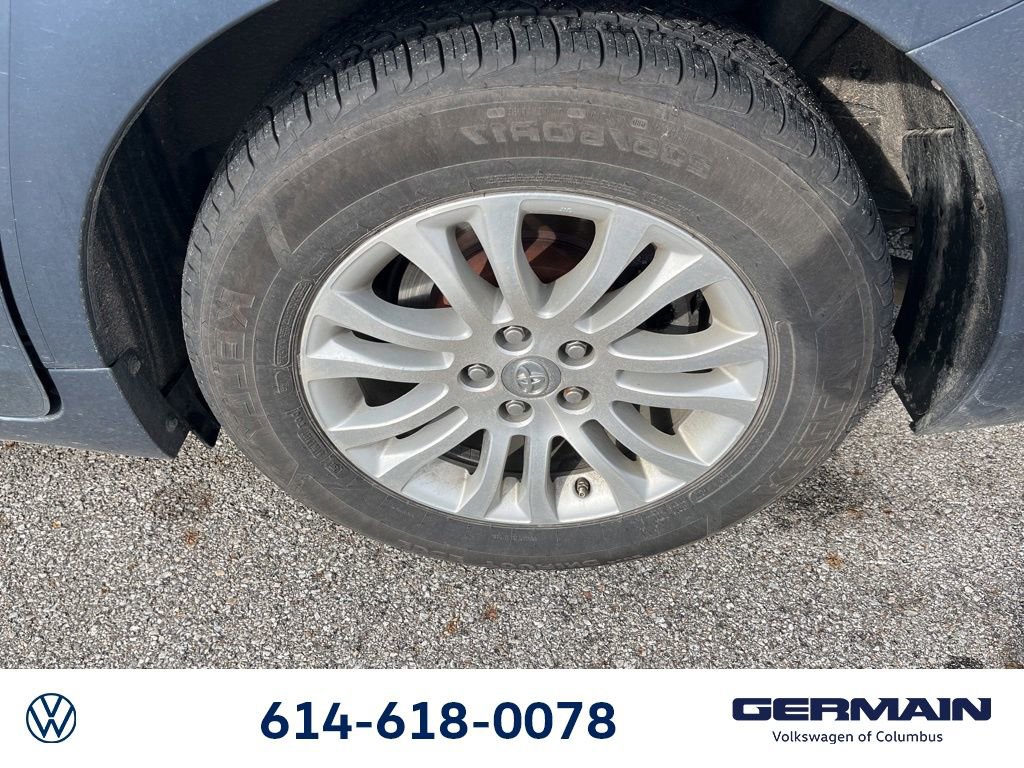 Used 2017 Toyota Sienna XLE Premium image 15
