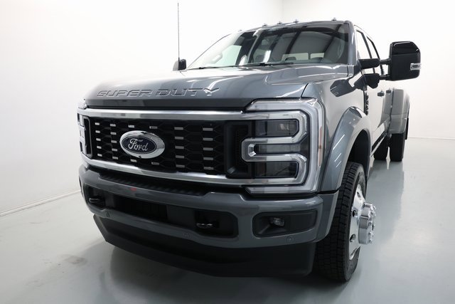 Used 2025 Ford F450 Platinum w/ FX4 Off-Road Package image 63