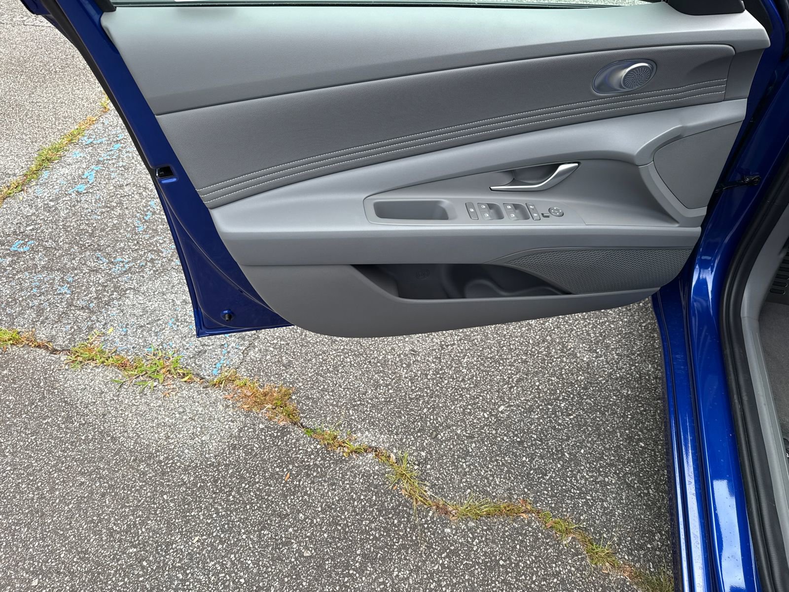 Certified 2025 Hyundai Elantra Sport image 10