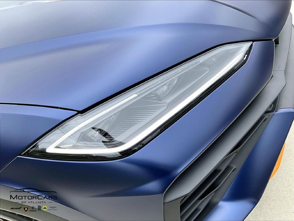 Used 2025 Lamborghini Urus SE AWD/4WD image 24