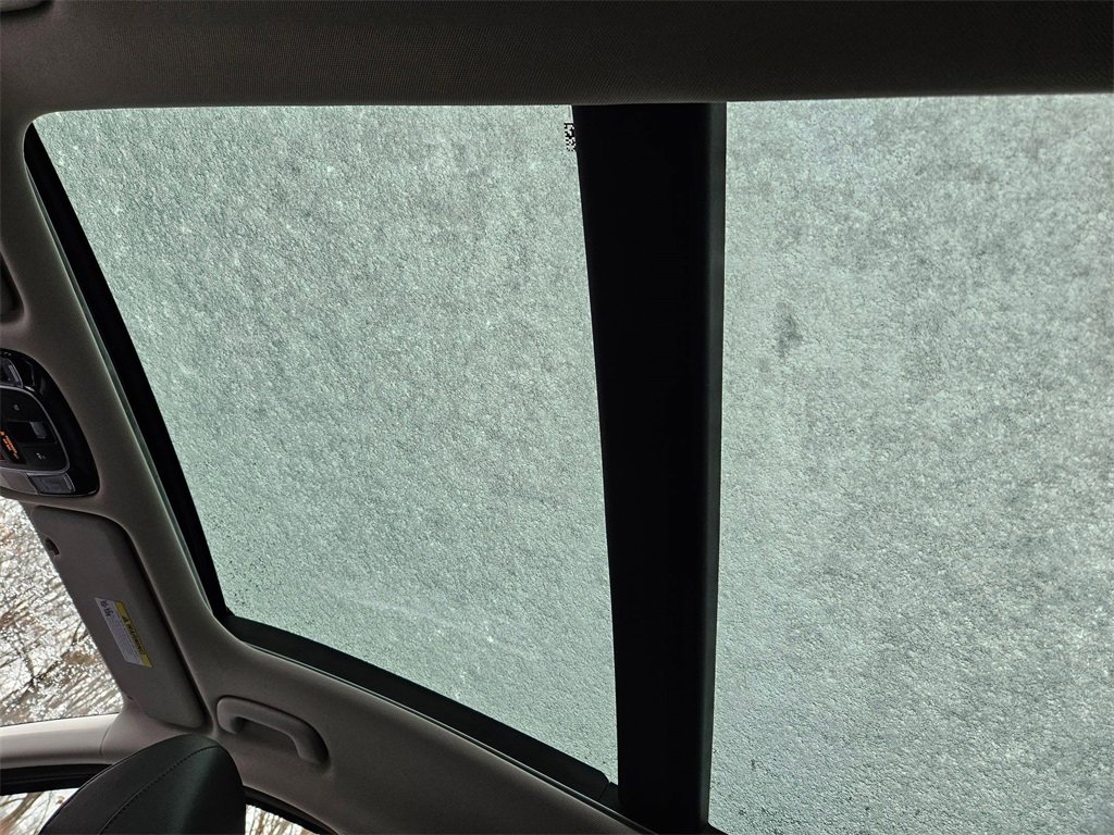 Used 2022 Hyundai Tucson Limited w/ Cargo Package image 19