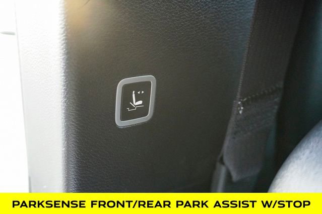 New 2026 Chrysler Pacifica Select image 16