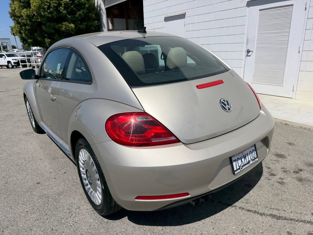 Used 2014 Volkswagen Beetle 2.5 FWD image 4
