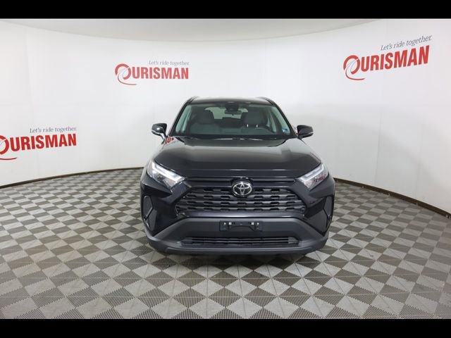 Used 2025 Toyota RAV4 XLE image 16