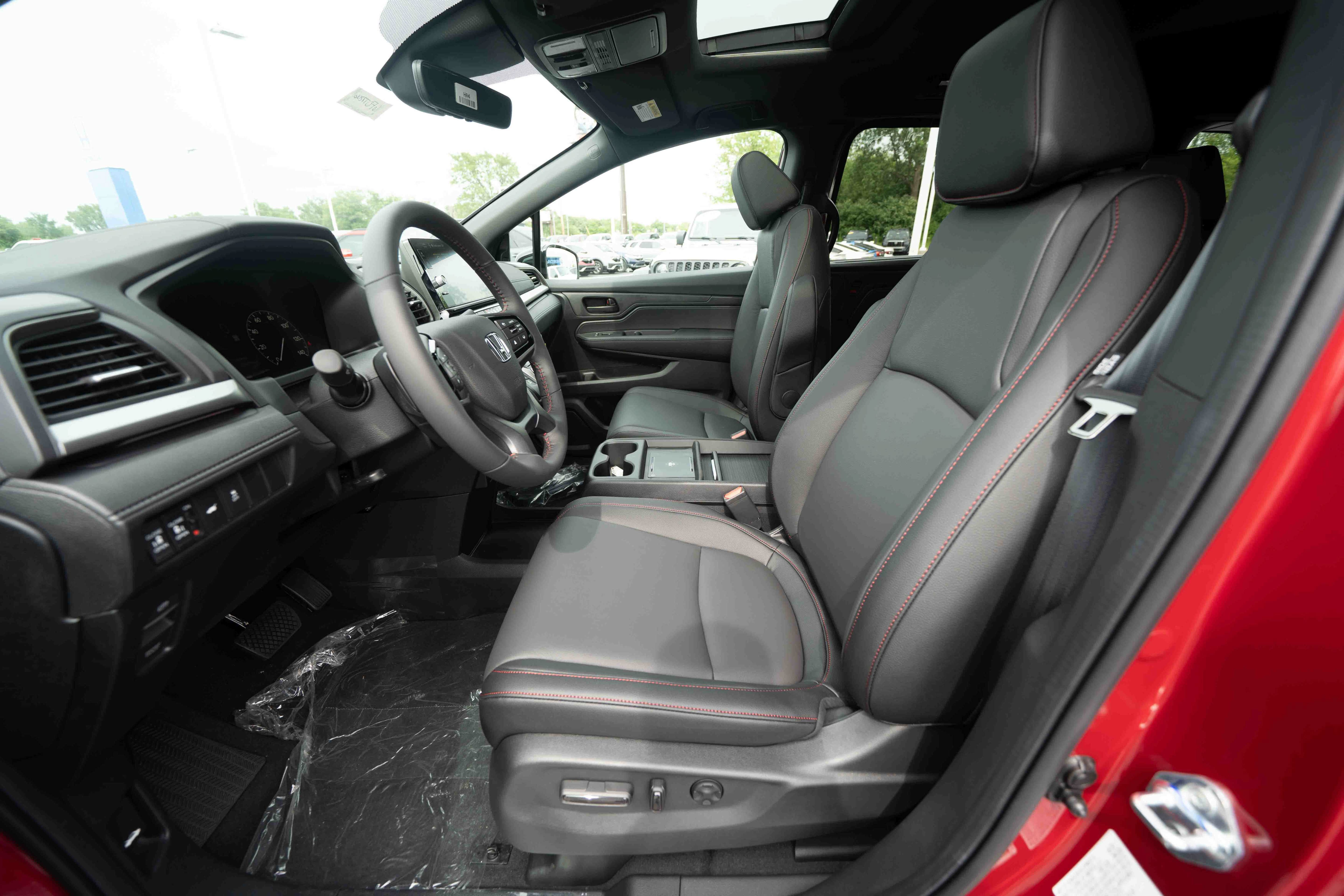 New 2026 Honda Odyssey Sport-L image 9