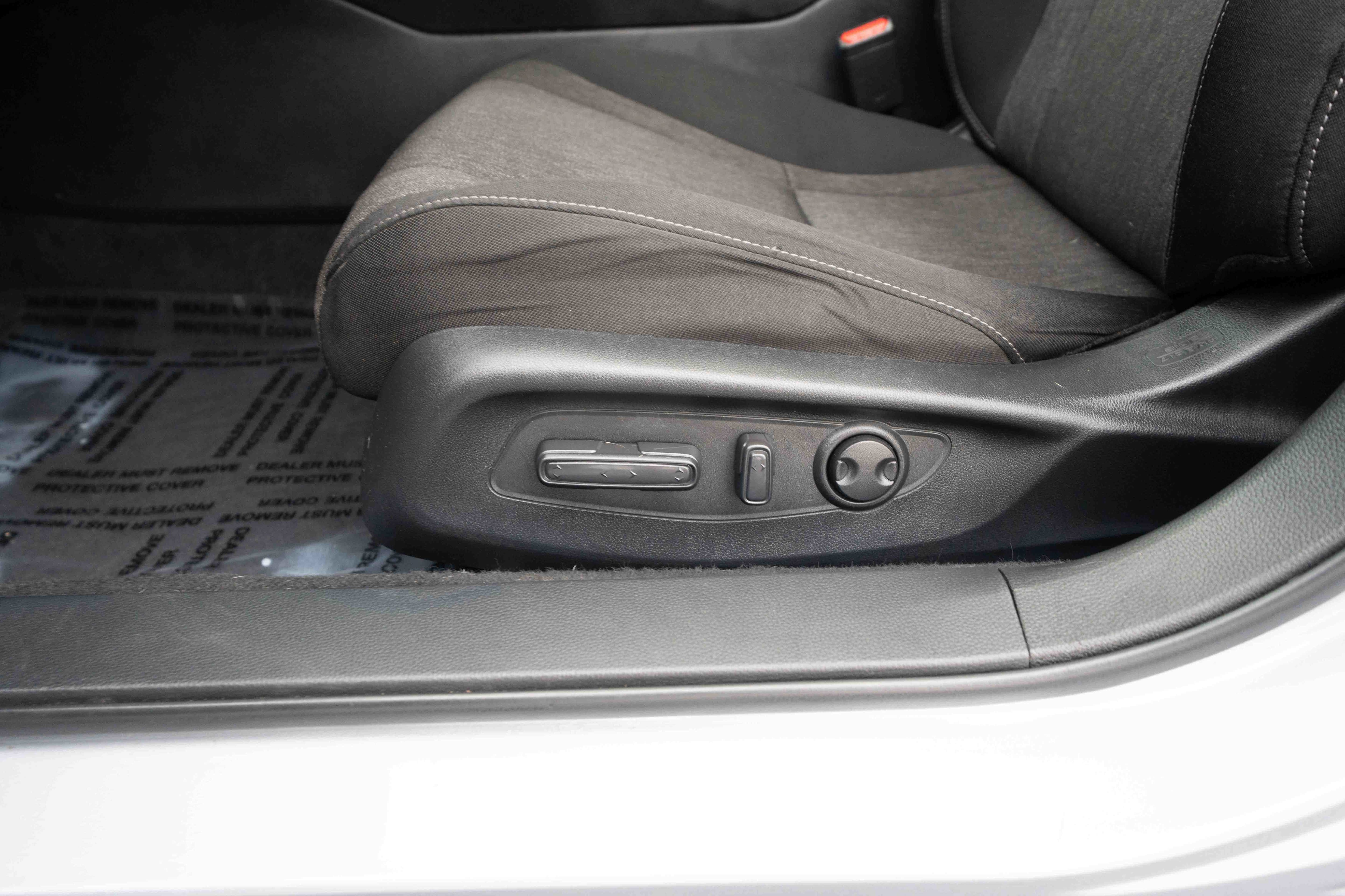 Used 2023 Honda Accord EX image 12