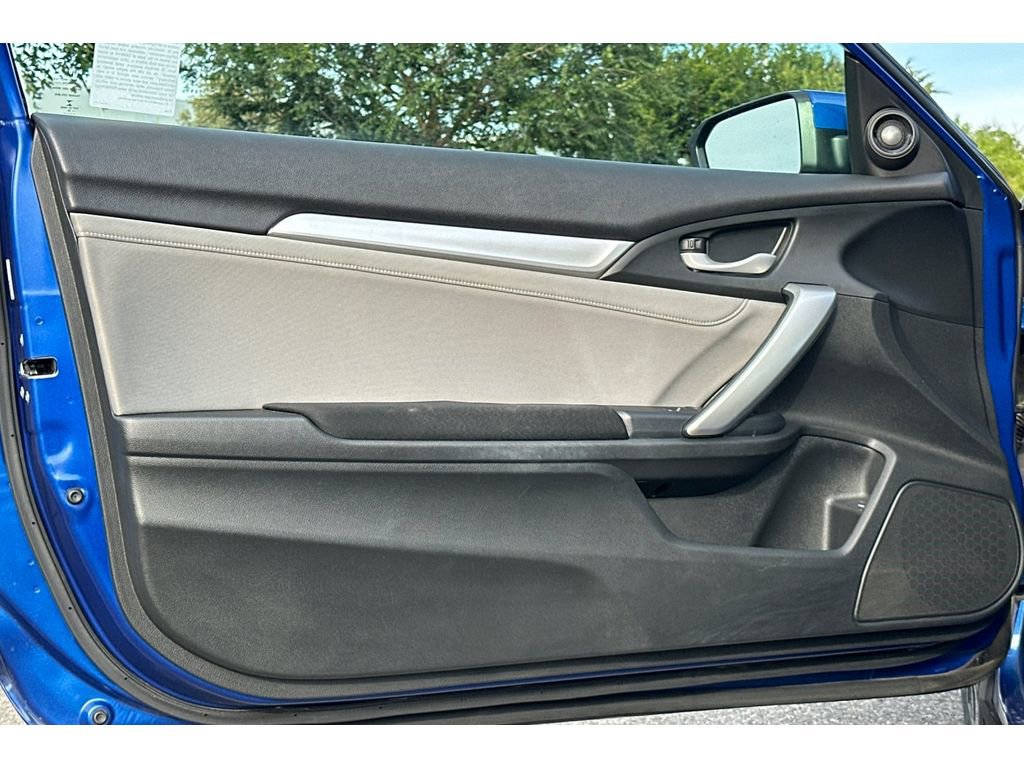 Used 2018 Honda Civic EX-T image 9