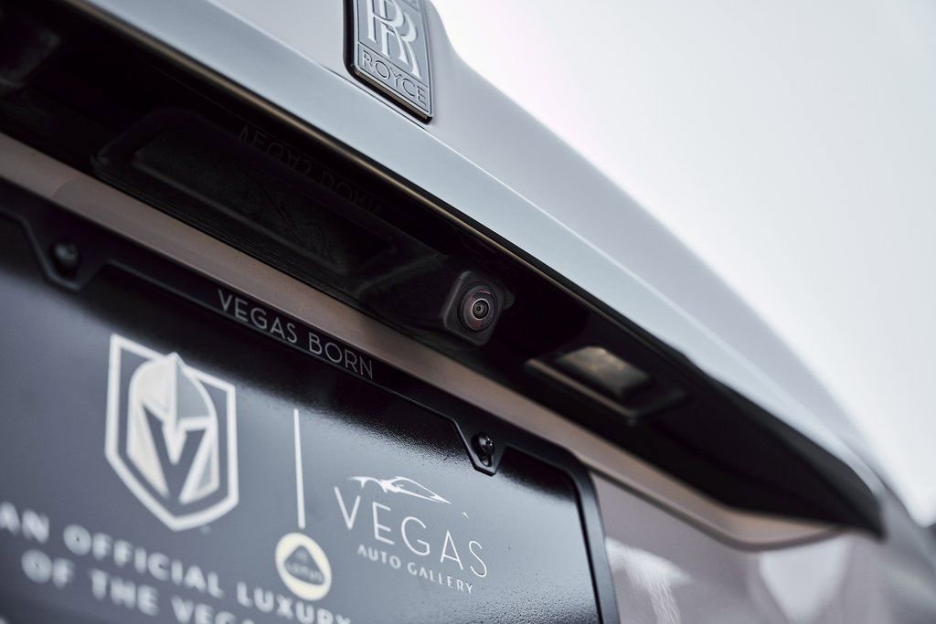 Used 2024 Rolls-Royce Cullinan Black Badge image 14