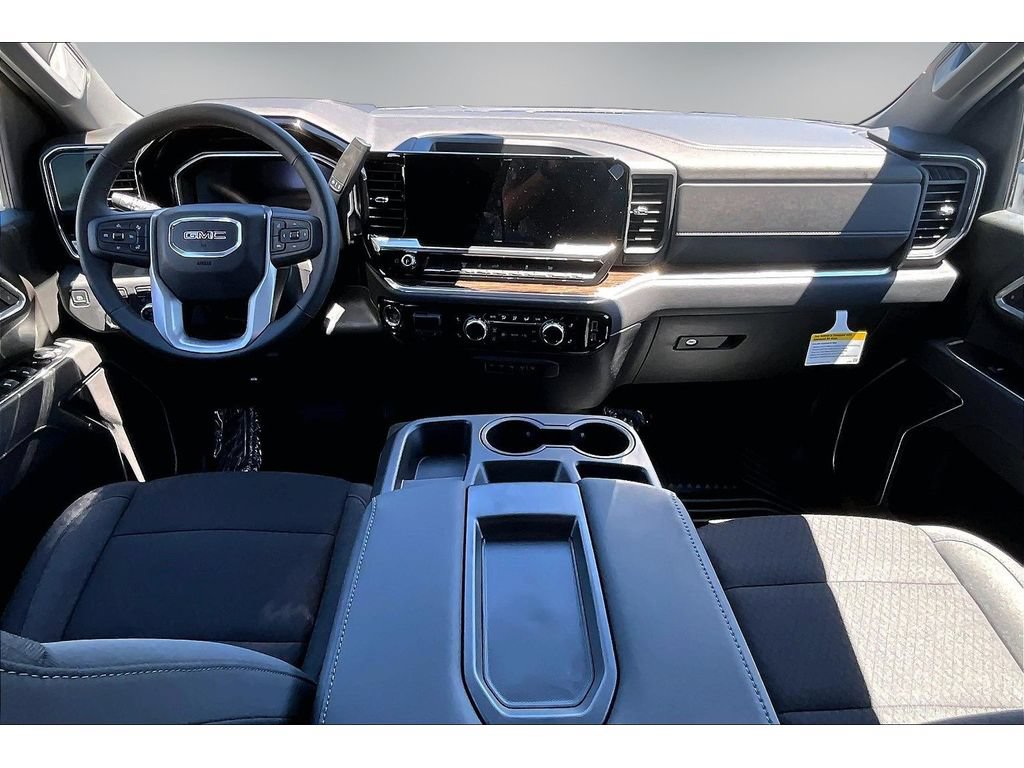 New 2026 GMC Sierra 2500 SLE AWD/4WD image 5