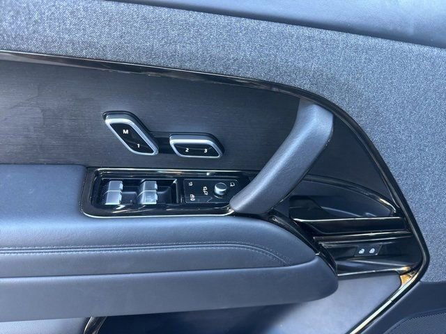 Used 2023 Land Rover Range Rover Sport SE image 14